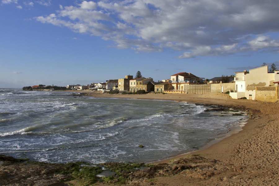 DINATALE ROSARIO - LA SPIAGGIA DI MONTALBANO.jpg